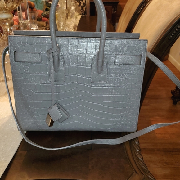 SOLD Yves Saint Laurent Baby Sac de jour croc embossed bag - Picture 4 of 15